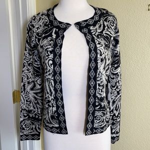 VertigoUSA Cardigan Black/Ivory. Small